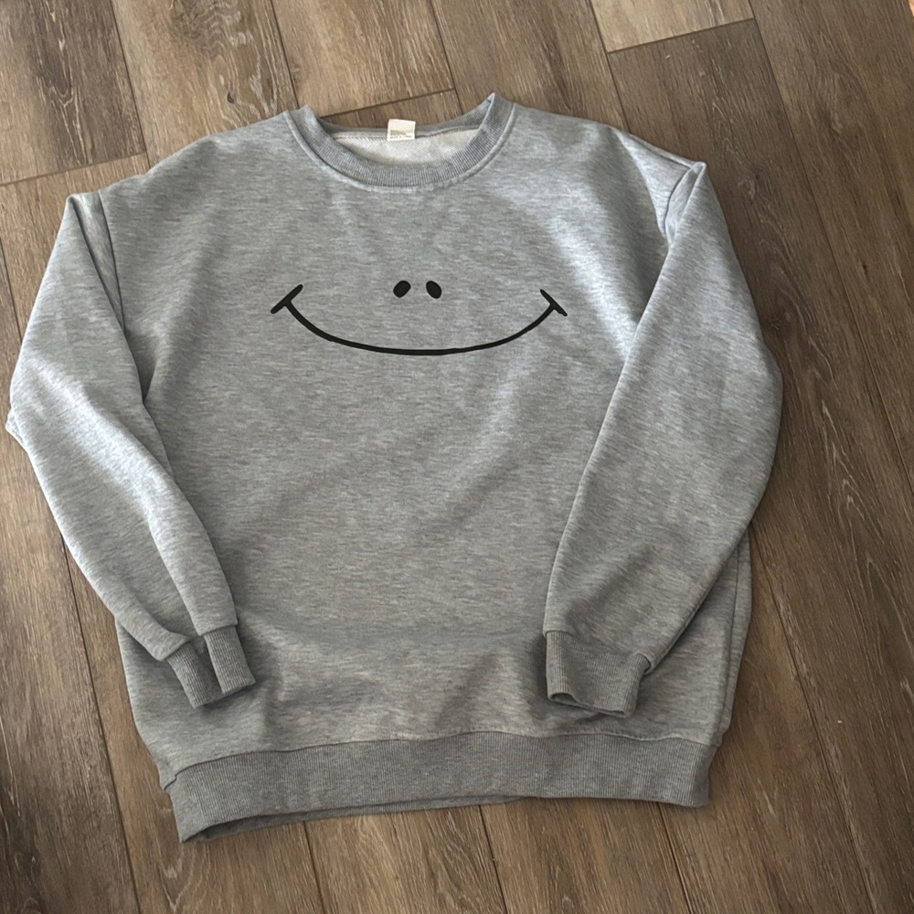 Gray Smiley Face Sweatshirt size large
